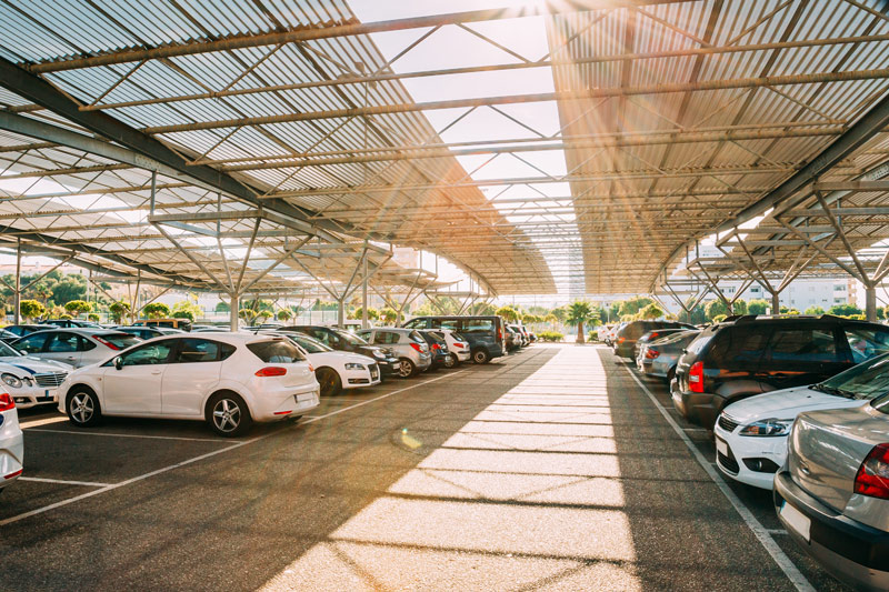 AUTO ELETTRICHE E CALDO ESTIVO: COME GESTIRE LA PERDITA DI AUTONOMIA